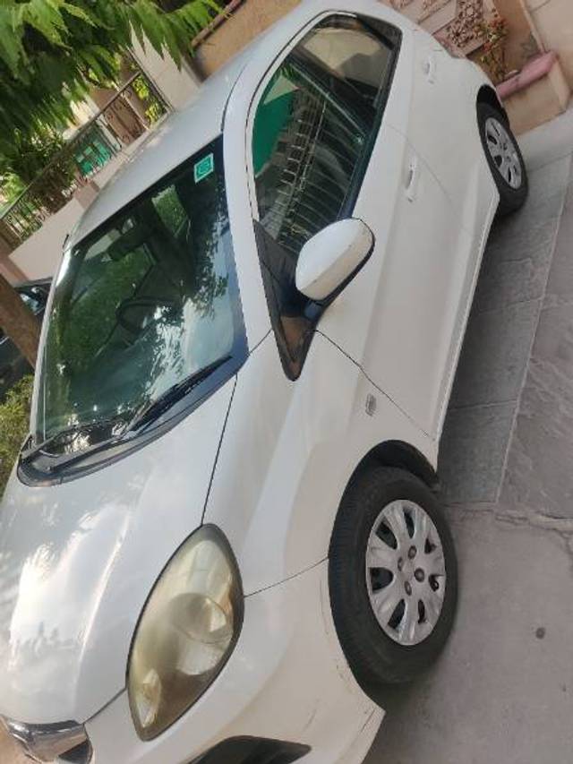 https://images10.gaadi.com/usedgaadi-sellcar/UsedCar/f54038a1a/56559760-c864-4d12-a122-6375e126b70b.jpg?imwidth=6401