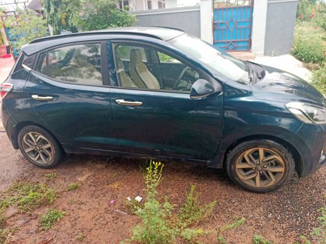 https://images10.gaadi.com/usedgaadi-sellcar/UsedCar/f5405992a/fc785686-026c-4c7b-88f8-af72b8ec0d90.jpg?imwidth=6401