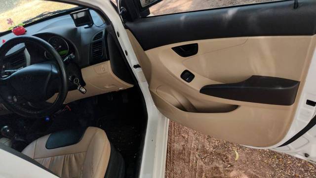 https://images10.gaadi.com/usedgaadi-sellcar/UsedCar/f540b624a/671db8e7-3f9f-4589-acff-85dff643f0d0.jpeg?imwidth=6401