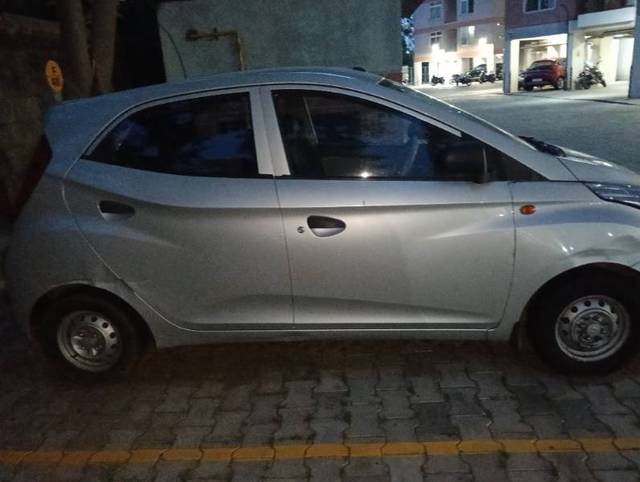 https://images10.gaadi.com/usedgaadi-sellcar/UsedCar/f540be6ea/eb45992b-9cf8-483b-a52f-90401e78f712.jpg?imwidth=6401