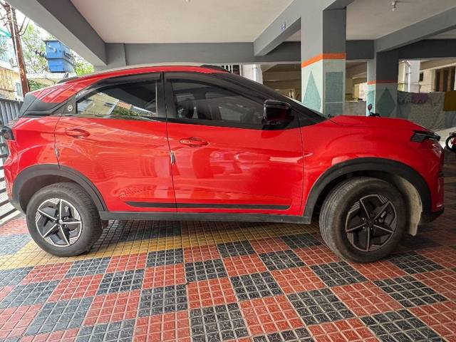 https://images10.gaadi.com/usedgaadi-sellcar/UsedCar/f54125efa/df8fed6e-1058-4a77-bb9b-84ae7867b17c.jpeg?imwidth=6400