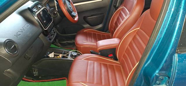 https://images10.gaadi.com/usedgaadi-sellcar/UsedCar/f5418900a/dd39bd04-8a71-46d3-a41c-e579457f990c.jpg?imwidth=6402