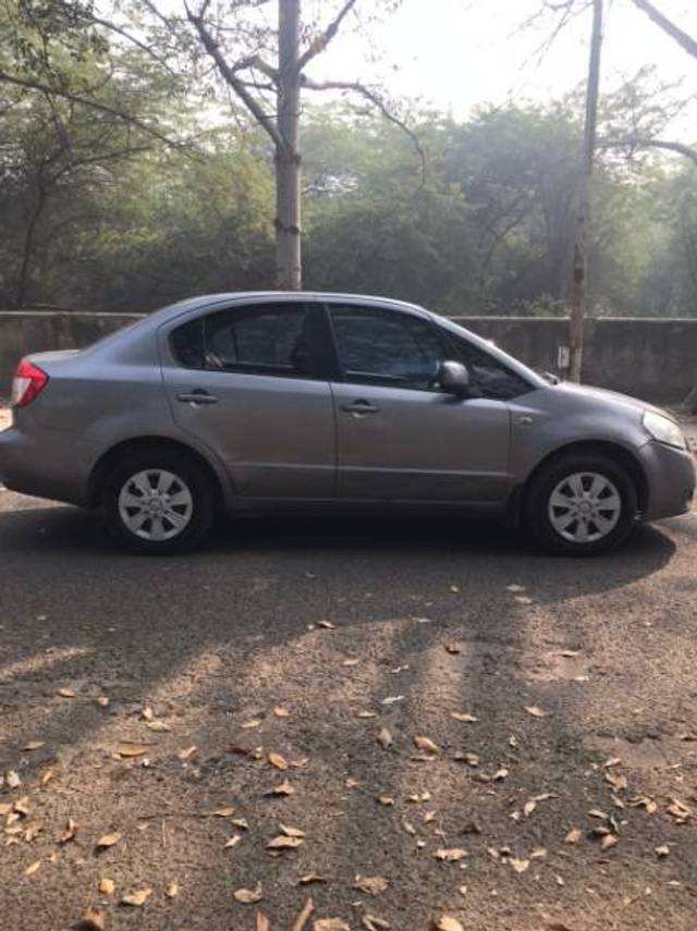 https://images10.gaadi.com/usedgaadi-sellcar/UsedCar/f542641ba/669a4d5e-6444-470a-9b24-71ec62c60e6c.jpg?imwidth=6401