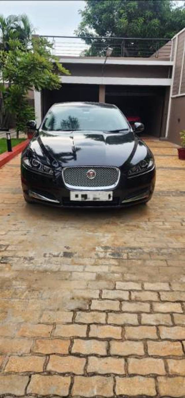 https://images10.gaadi.com/usedgaadi-sellcar/UsedCar/f542a05ea/466d2ae1-8650-4841-9018-b4fe88aec36c.jpg?imwidth=6400