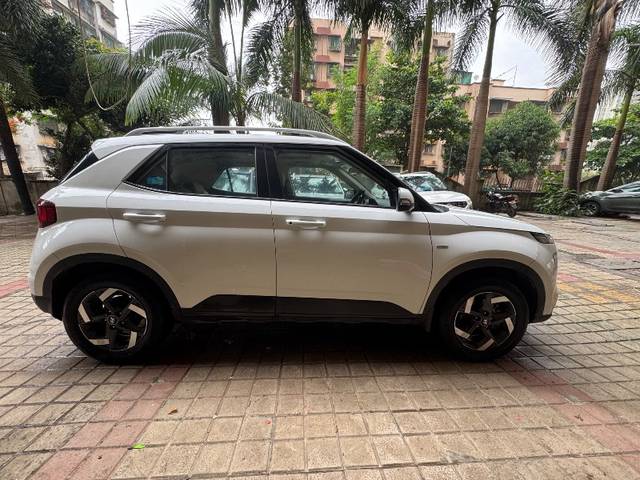 https://images10.gaadi.com/usedgaadi-sellcar/UsedCar/f5430760a/4b43e791-3e08-4561-89d4-2175c09087d9.jpeg?imwidth=6401