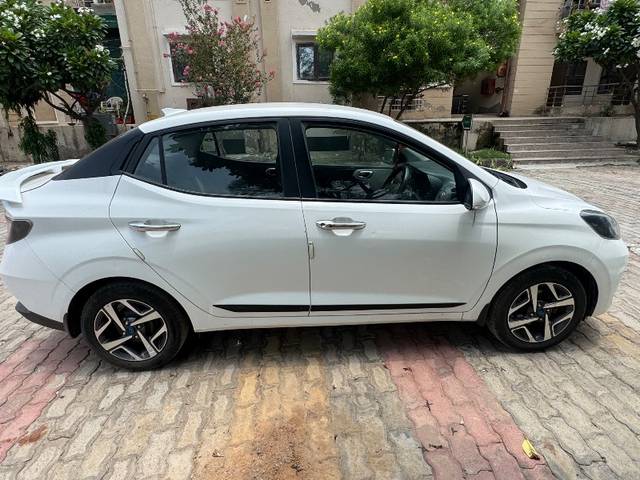 https://images10.gaadi.com/usedgaadi-sellcar/UsedCar/f543626da/f7ffbe7e-0619-4b45-8678-c1973650e20c.jpeg?imwidth=6401