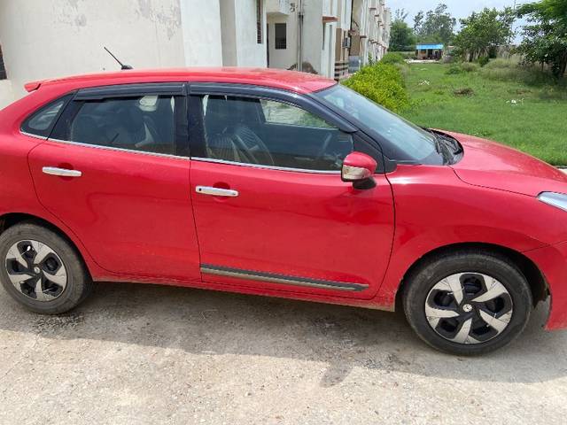 https://images10.gaadi.com/usedgaadi-sellcar/UsedCar/f5445259a/7a7b8a68-e934-4dd2-952a-20b5486b37a1.jpg?imwidth=6401