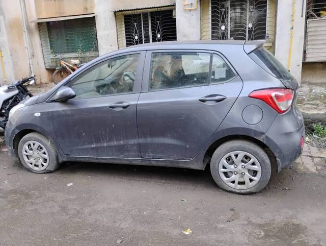 https://images10.gaadi.com/usedgaadi-sellcar/UsedCar/f54468a9a/05701c0d-e047-4755-81e6-2c1665735175.jpg?imwidth=6400