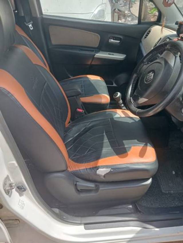 https://images10.gaadi.com/usedgaadi-sellcar/UsedCar/f5446d73a/1877072f-f657-4c81-a1e4-559f82615a56.jpg?imwidth=6402
