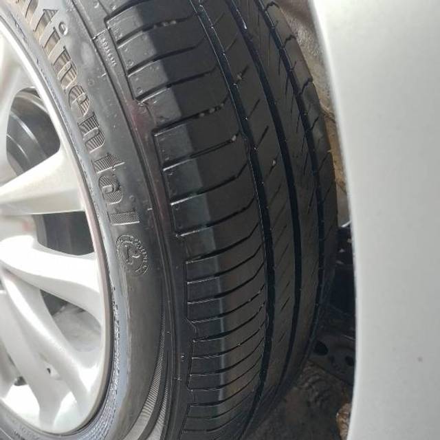 https://images10.gaadi.com/usedgaadi-sellcar/UsedCar/f544d263a/06c4f7bd-ccd0-4d4f-bb4a-43b79049035c.jpg?imwidth=6402