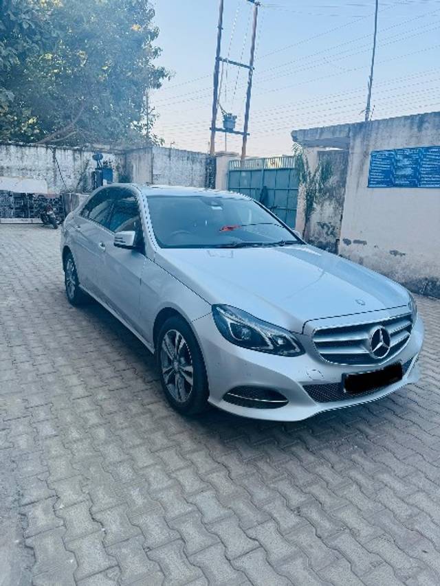 https://images10.gaadi.com/usedgaadi-sellcar/UsedCar/f544f233a/ffa0455f-43e7-4d54-b347-4a15d9aca38f.jpeg?imwidth=6400