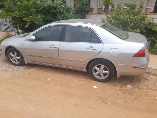 https://images10.gaadi.com/usedgaadi-sellcar/UsedCar/f5451db0a/a0d2c72d-0608-4f4a-8e54-09f39f35ae07.jpg?imwidth=6401