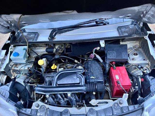 https://images10.gaadi.com/usedgaadi-sellcar/UsedCar/f54651e4a/7a202b69-f11e-4d6e-bf64-ede4d706d10a.jpeg?imwidth=6402