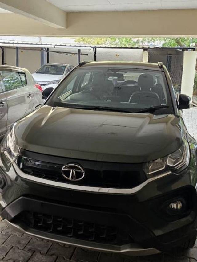 https://images10.gaadi.com/usedgaadi-sellcar/UsedCar/f5466299a/9d1727d4-8e13-4244-9d12-a1de95e93257.jpg?imwidth=6402