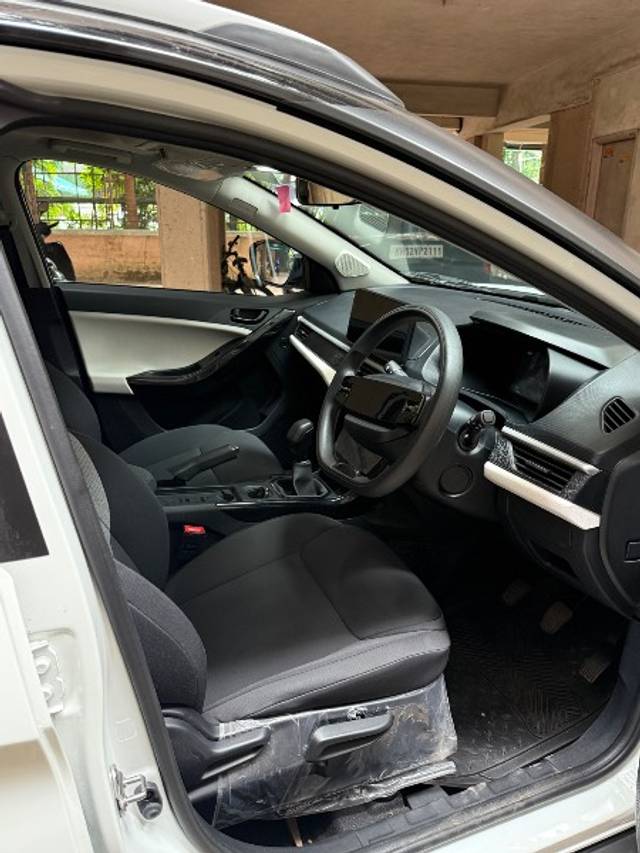 https://images10.gaadi.com/usedgaadi-sellcar/UsedCar/f5469d6fa/496663ee-24ba-4ade-9b6d-babb82554a40.jpeg?imwidth=6402