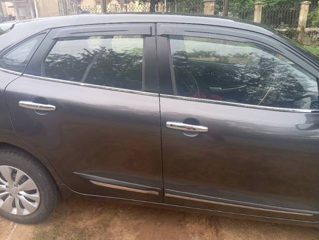 https://images10.gaadi.com/usedgaadi-sellcar/UsedCar/f546b26fa/aa23b963-1df6-423b-bcc2-da7a6da7bb8e.jpg?imwidth=6402