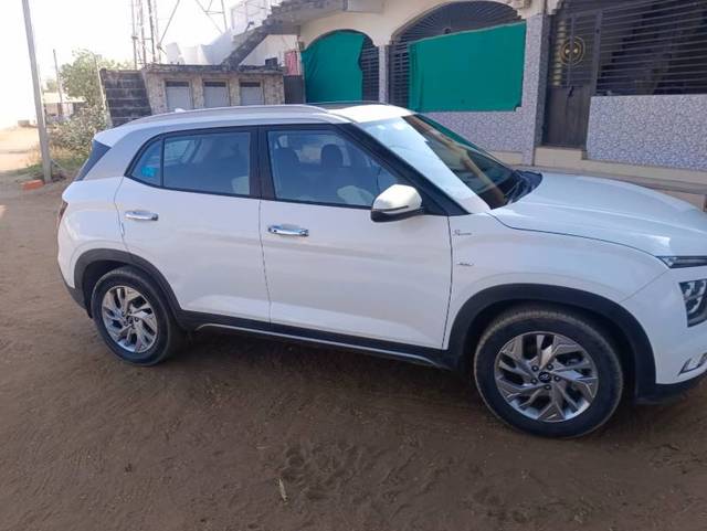 https://images10.gaadi.com/usedgaadi-sellcar/UsedCar/f547cb82a/97babbbb-c3c0-48e8-a46c-859403c98ca8.jpg?imwidth=6401