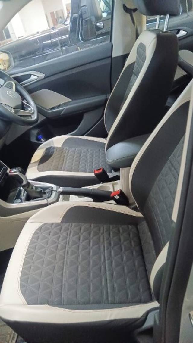 https://images10.gaadi.com/usedgaadi-sellcar/UsedCar/f547f4d2a/73b74dca-2b68-4988-95d0-03f5c02d3805.jpeg?imwidth=6402