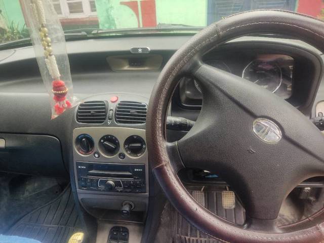https://images10.gaadi.com/usedgaadi-sellcar/UsedCar/f5489beda/a6110330-1326-4b02-9990-1436723469da.jpg?imwidth=6402
