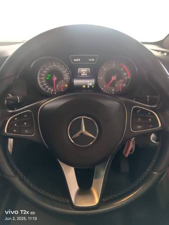 https://images10.gaadi.com/usedgaadi-sellcar/UsedCar/f5490b7da/1f309b7a-0863-494e-a25a-a59cefaf3bef.jpg?imwidth=6402