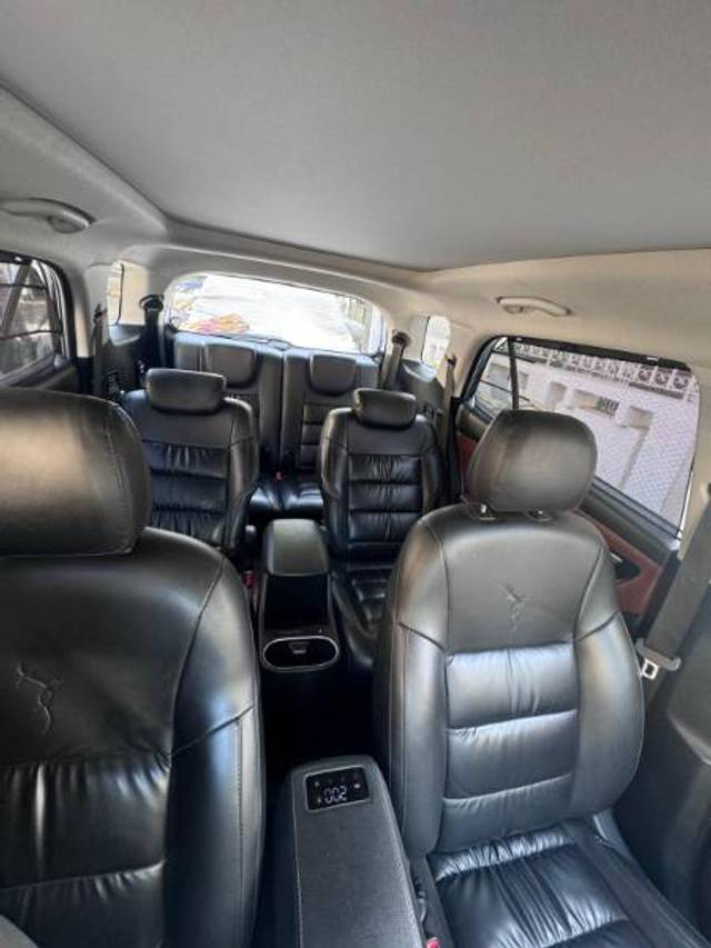 https://images10.gaadi.com/usedgaadi-sellcar/UsedCar/f5497669a/0dbb4706-bd68-45b6-b909-993310d728fa.jpg?imwidth=6401