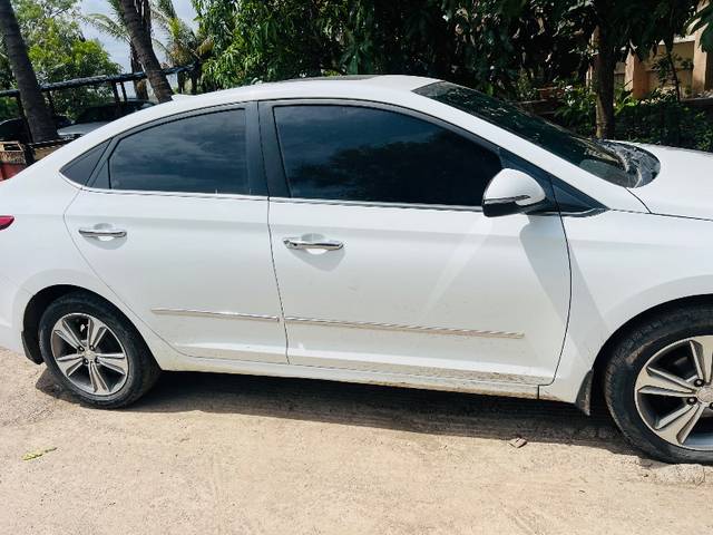 https://images10.gaadi.com/usedgaadi-sellcar/UsedCar/f549c522a/4fbf27f0-bc93-49e7-a345-3fd01e5dcdda.jpeg?imwidth=6401