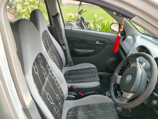 https://images10.gaadi.com/usedgaadi-sellcar/UsedCar/f54aba35a/06346f4f-e520-42ce-948f-7de9a30956af.jpg?imwidth=6402