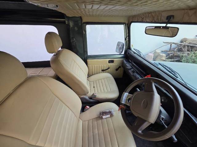 https://images10.gaadi.com/usedgaadi-sellcar/UsedCar/f54ae6a1a/0ec874dc-f3aa-4810-81ae-690d2b62facb.jpg?imwidth=6400
