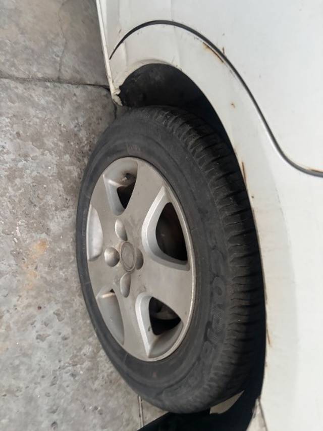 https://images10.gaadi.com/usedgaadi-sellcar/UsedCar/f54af193a/0c3a2524-75f0-47e1-900f-a60fa5048cbb.jpeg?imwidth=6402