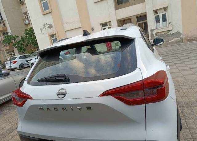 https://images10.gaadi.com/usedgaadi-sellcar/UsedCar/f54b2652a/61d2a9df-5e79-4608-a881-db87b792e539.jpg?imwidth=6402