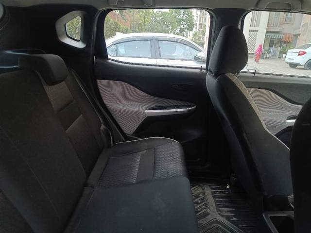 https://images10.gaadi.com/usedgaadi-sellcar/UsedCar/f54b2652a/a72cd6ae-15d0-41f2-b2f0-d8d675a84d93.jpg?imwidth=6400