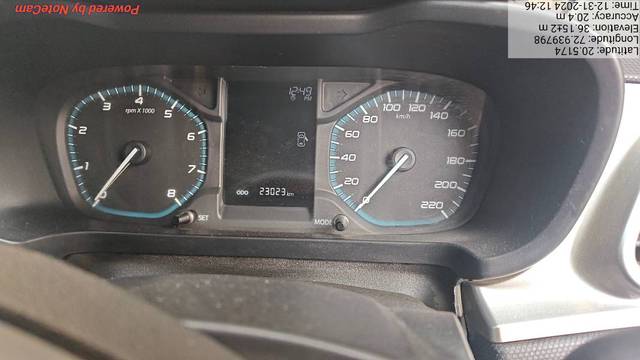 https://images10.gaadi.com/usedgaadi-sellcar/UsedCar/f54c92faa/4372b37e-6c07-4338-b1fe-61c8cb3d544c.jpg?imwidth=6401