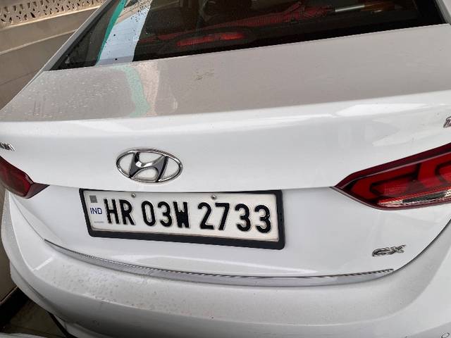 https://images10.gaadi.com/usedgaadi-sellcar/UsedCar/f54cc120a/bc0acb17-5430-4552-b970-43ecec4635ff.jpeg?imwidth=6402
