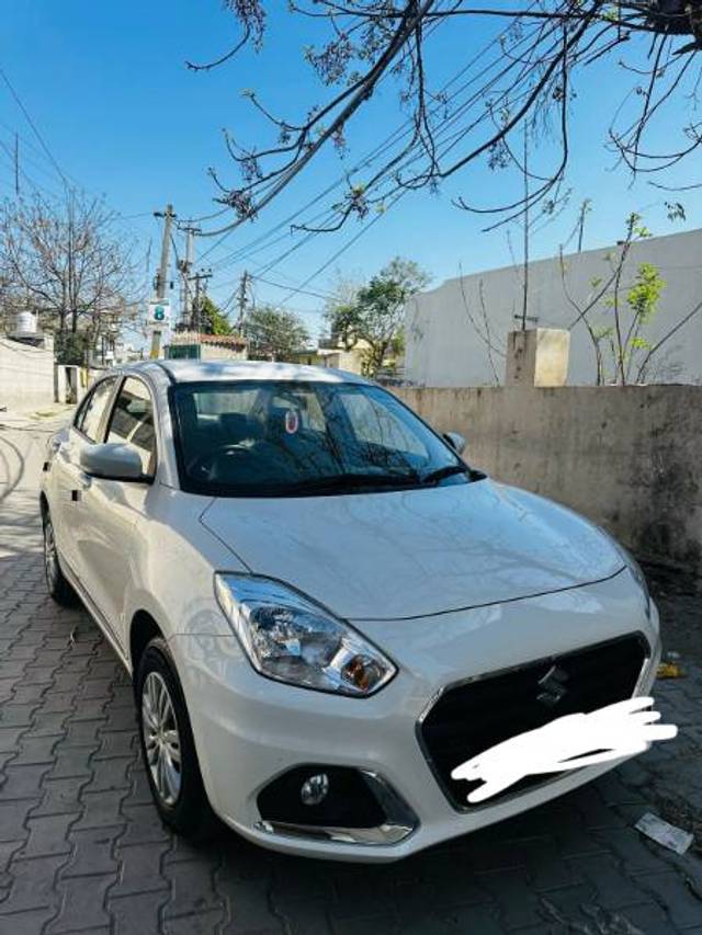 https://images10.gaadi.com/usedgaadi-sellcar/UsedCar/f54d58f3a/c6d251c0-2234-4e5c-aa9b-ac439beac3f7.jpg?imwidth=6400