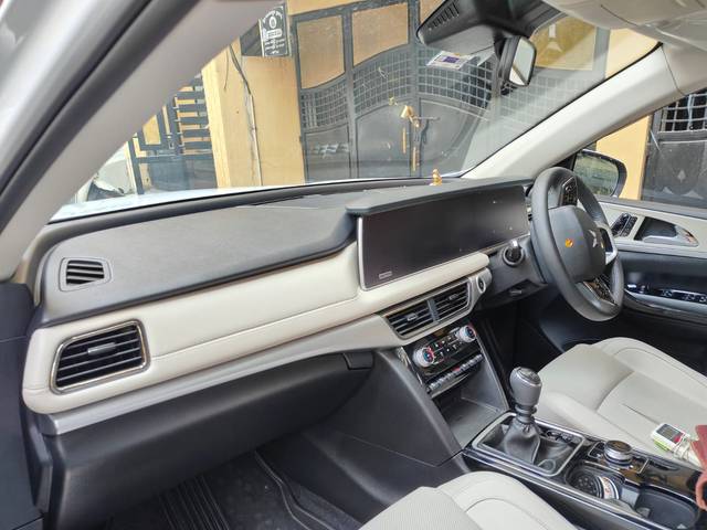 https://images10.gaadi.com/usedgaadi-sellcar/UsedCar/f54e31aea/f48874b2-95e0-4488-8fd0-017af05679e5.jpeg?imwidth=6401