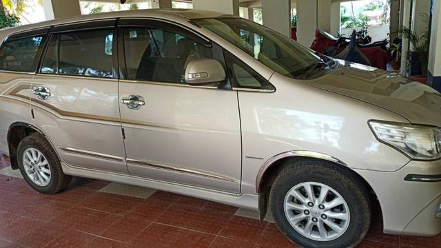 https://images10.gaadi.com/usedgaadi-sellcar/UsedCar/f54ef7ada/e81455a4-aa1c-4daf-a032-e6f539e423c0.jpg?imwidth=6400