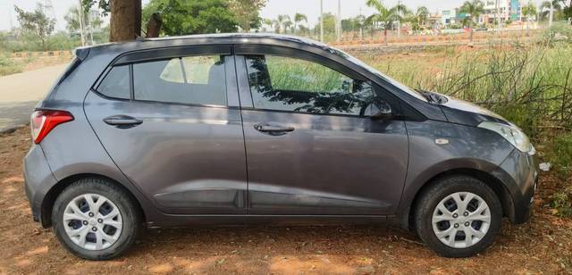 https://images10.gaadi.com/usedgaadi-sellcar/UsedCar/f54f5c36a/120127ba-7515-458a-9061-472c0d3446b8.jpg?imwidth=6401