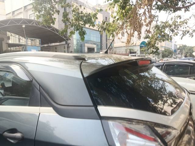 https://images10.gaadi.com/usedgaadi-sellcar/UsedCar/f54f6d7ea/67ce6f77-3b39-4203-a4d8-748c87ae3c57.jpeg?imwidth=6402