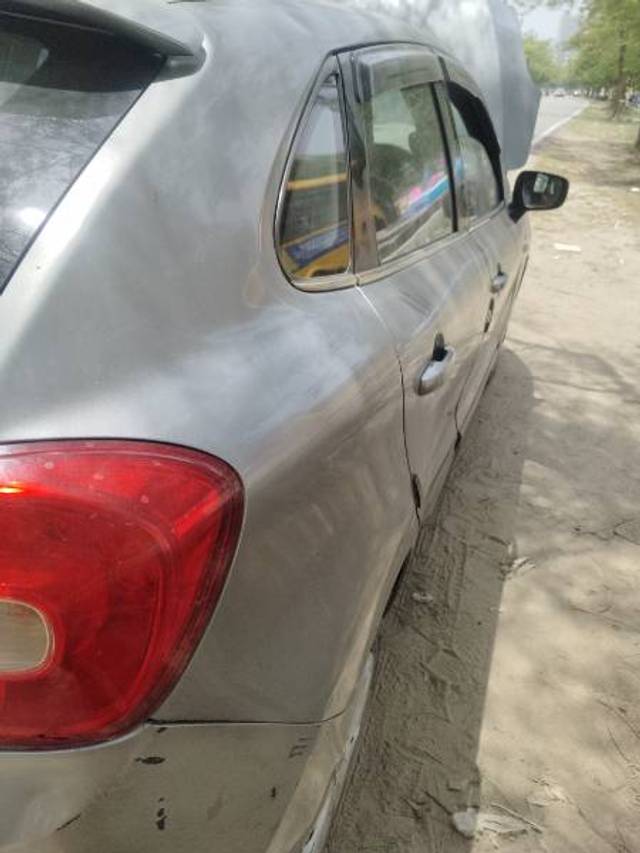 https://images10.gaadi.com/usedgaadi-sellcar/UsedCar/f54fb914a/845f1cbd-005b-47f8-8391-02ea7a7f679f.jpg?imwidth=6401