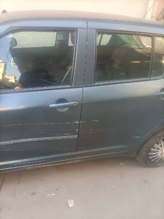 https://images10.gaadi.com/usedgaadi-sellcar/UsedCar/f550a34aa/c3bf2538-772e-4972-b158-5eaf8673b15b.jpg?imwidth=6402