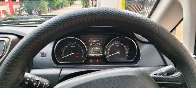 https://images10.gaadi.com/usedgaadi-sellcar/UsedCar/f551a3d5a/d576fb65-1b58-4b7a-942d-f157ccfdb338.jpg?imwidth=6402