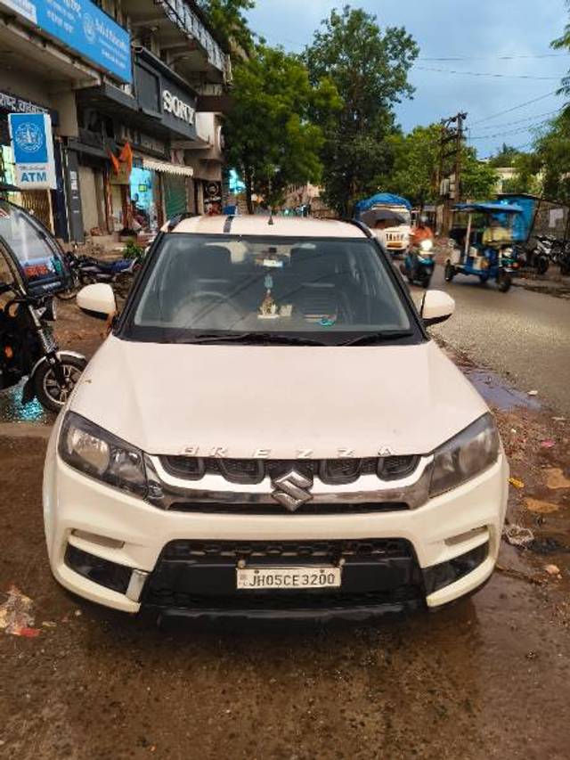 https://images10.gaadi.com/usedgaadi-sellcar/UsedCar/f551e53fa/ad2c2bd0-3bb8-492d-915e-6a854f8aab58.jpg?imwidth=6400