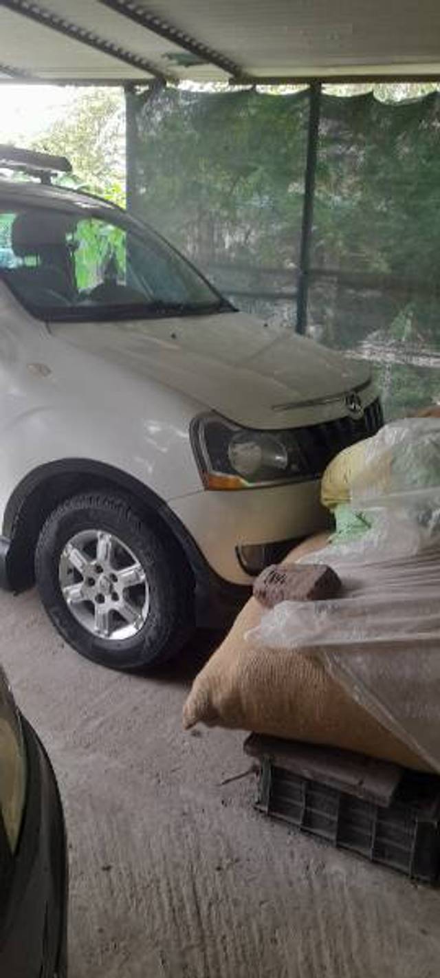 https://images10.gaadi.com/usedgaadi-sellcar/UsedCar/f5529a6ba/0446381f-9dd4-439a-9b9e-809d724259ae.jpg?imwidth=6402