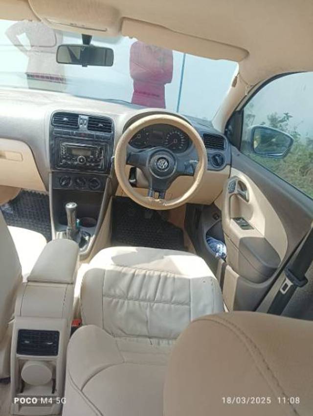 https://images10.gaadi.com/usedgaadi-sellcar/UsedCar/f5535c52a/bfac0e5c-f316-44bd-bcca-9371381e84dc.jpg?imwidth=6402