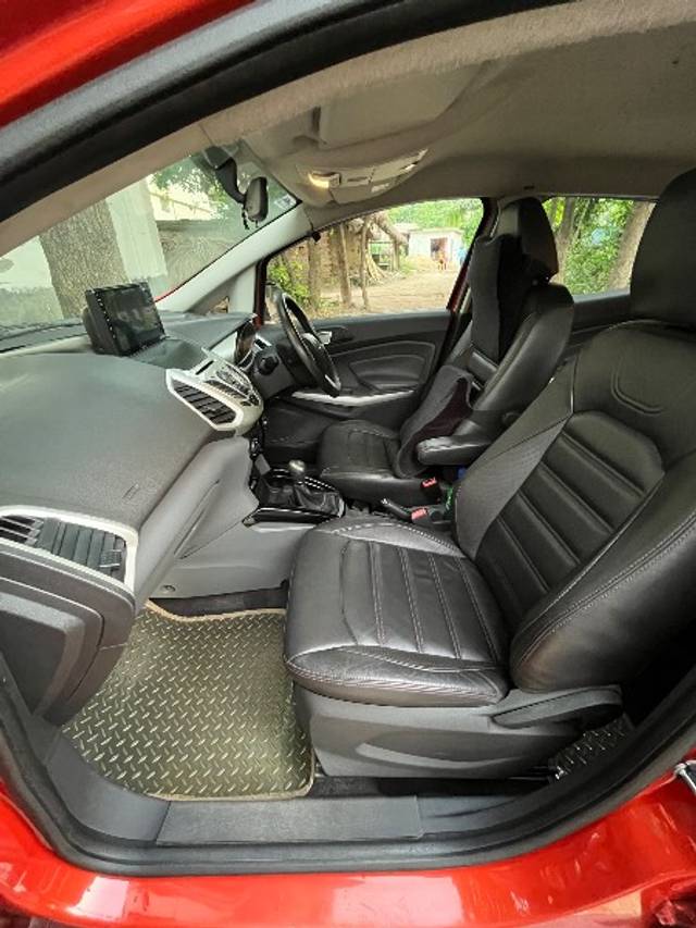 https://images10.gaadi.com/usedgaadi-sellcar/UsedCar/f553d232a/f9224d46-6efb-4d2c-918c-5086731d4182.jpeg?imwidth=6402