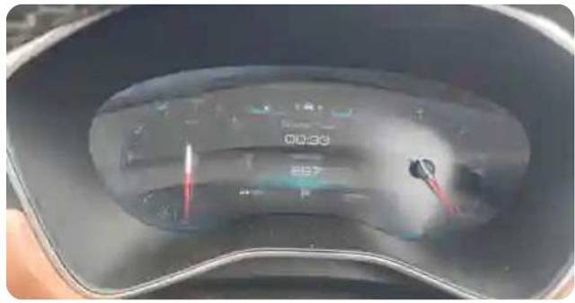https://images10.gaadi.com/usedgaadi-sellcar/UsedCar/f553e1bea/ca1a4bb1-e4c3-4a81-b428-6dc61e57b93c.png?imwidth=6401