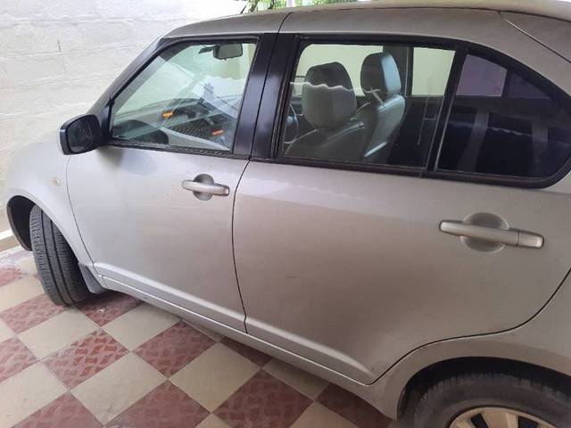 https://images10.gaadi.com/usedgaadi-sellcar/UsedCar/f5549a43a/aebbd17e-77b5-488a-a234-09e3f70f7db1.jpg?imwidth=6400