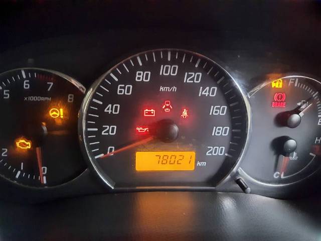 https://images10.gaadi.com/usedgaadi-sellcar/UsedCar/f5549a43a/d26780d6-4b6d-434f-9411-eaf1d520d048.jpg?imwidth=6402