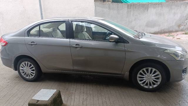 https://images10.gaadi.com/usedgaadi-sellcar/UsedCar/f554c56aa/18f4c913-e7a2-4131-93c3-ff8191059689.jpg?imwidth=6400