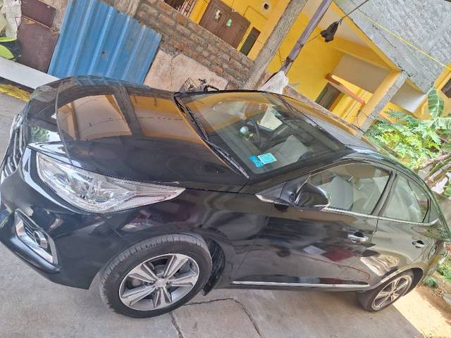 https://images10.gaadi.com/usedgaadi-sellcar/UsedCar/f5564d7aa/00469ab2-233d-4666-a7de-13839e91ddc7.jpg?imwidth=6402